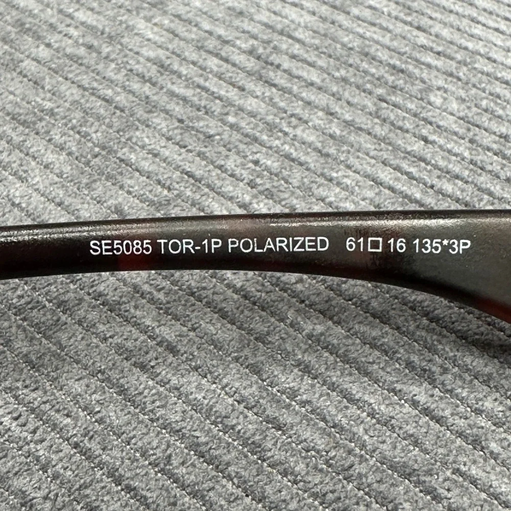 Skechers SE5085 TOR-1P Polarized Y2K Sunglasses Tortoise Orange Rectangular Wrap